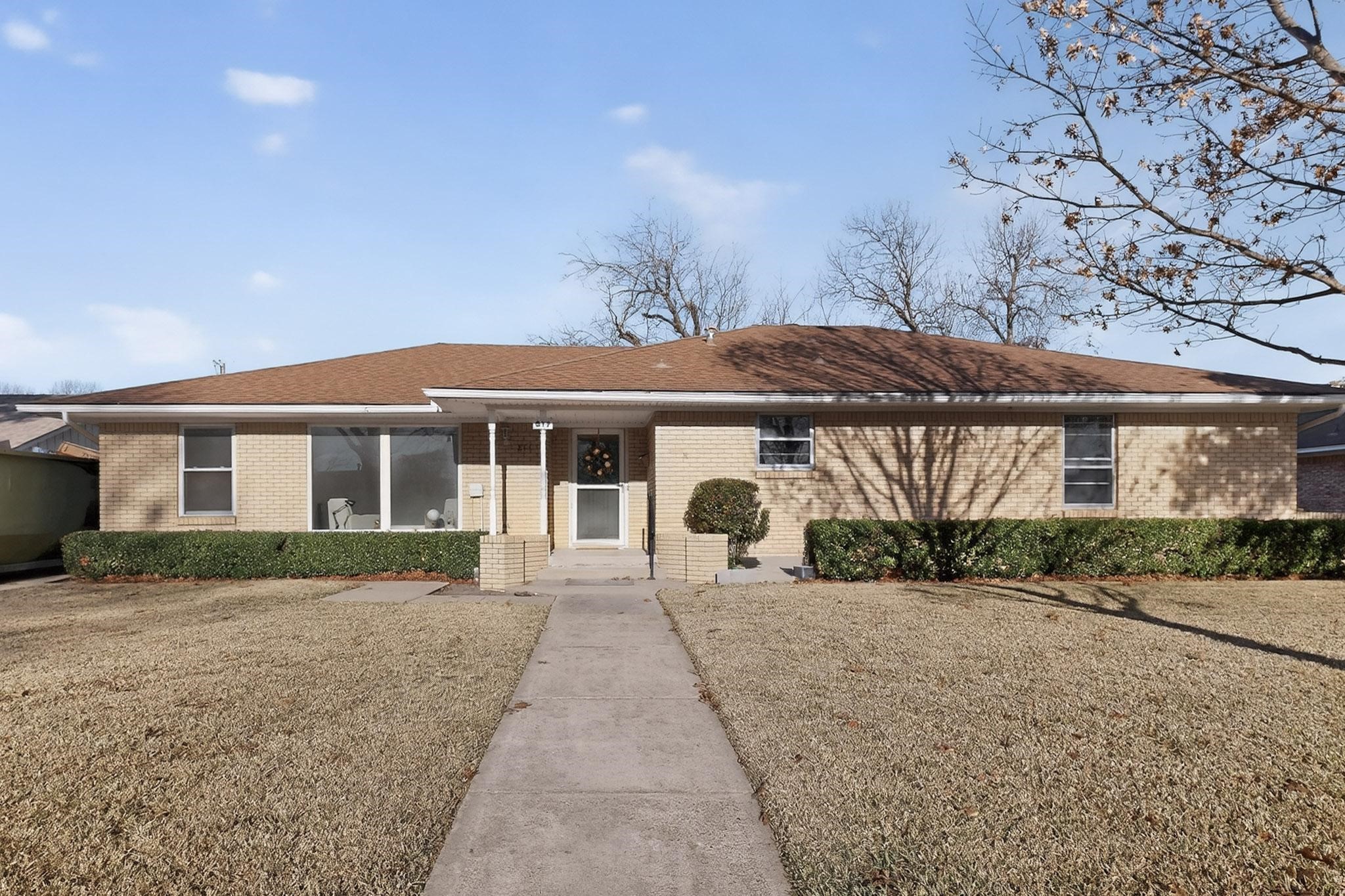 817 Daventry Drive Garland TX 75040