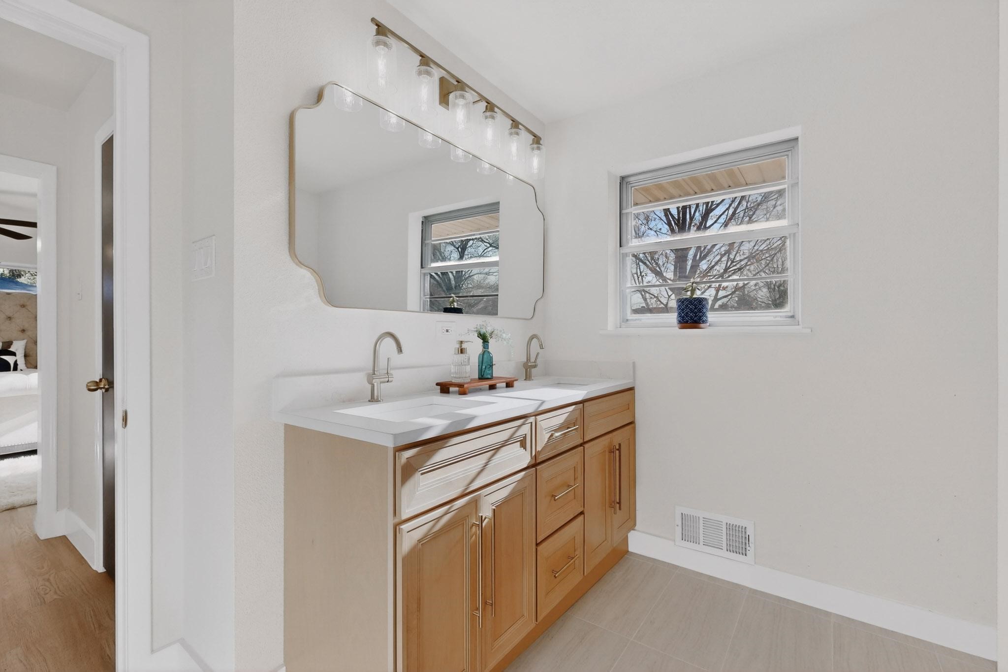 817 Daventry Drive Garland TX 75040