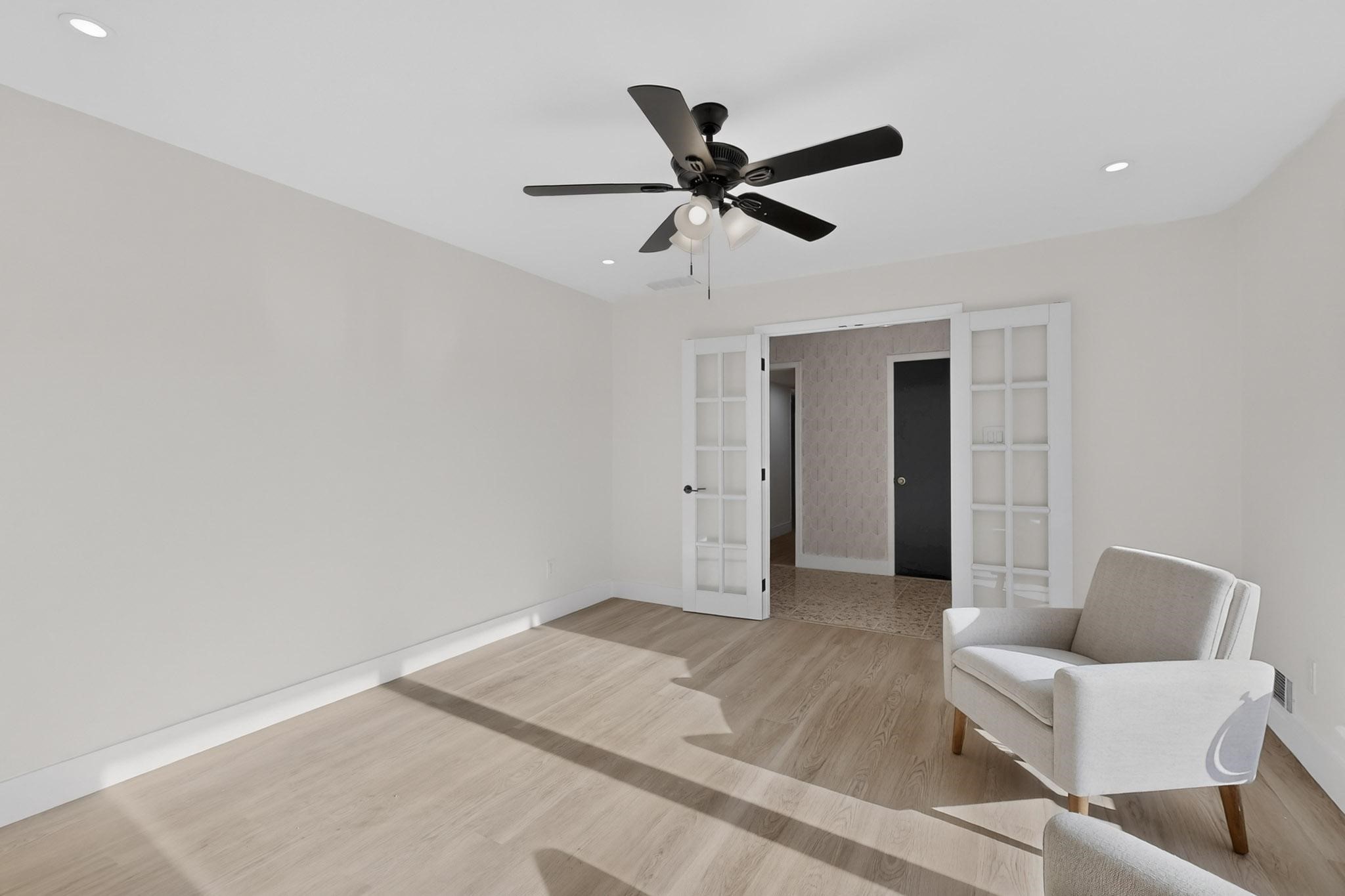 817 Daventry Drive Garland TX 75040