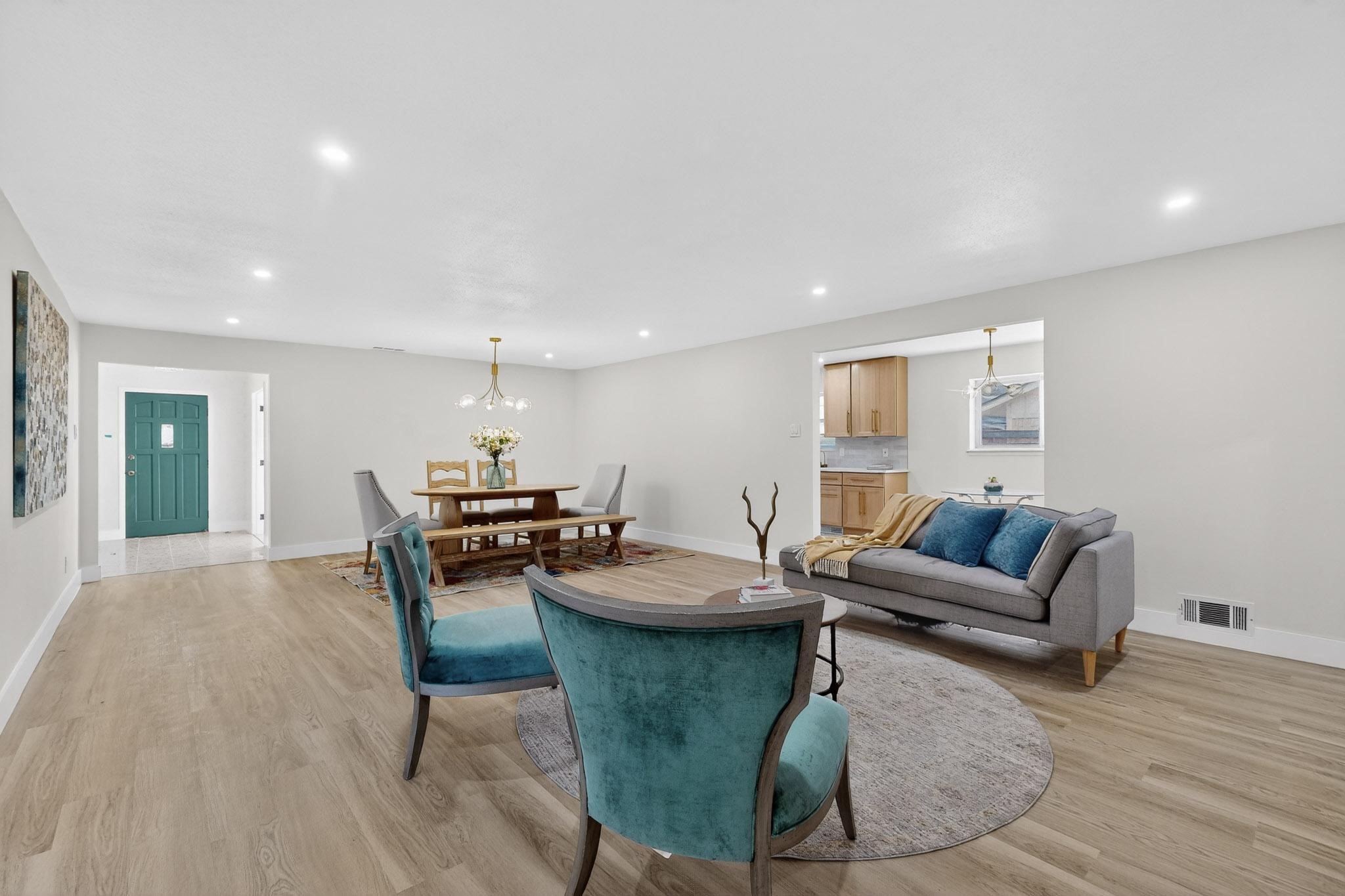 817 Daventry Drive Garland TX 75040