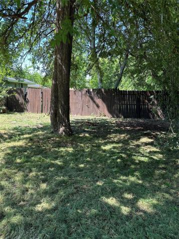 4824 Grove Street North Richland Hills TX 76180