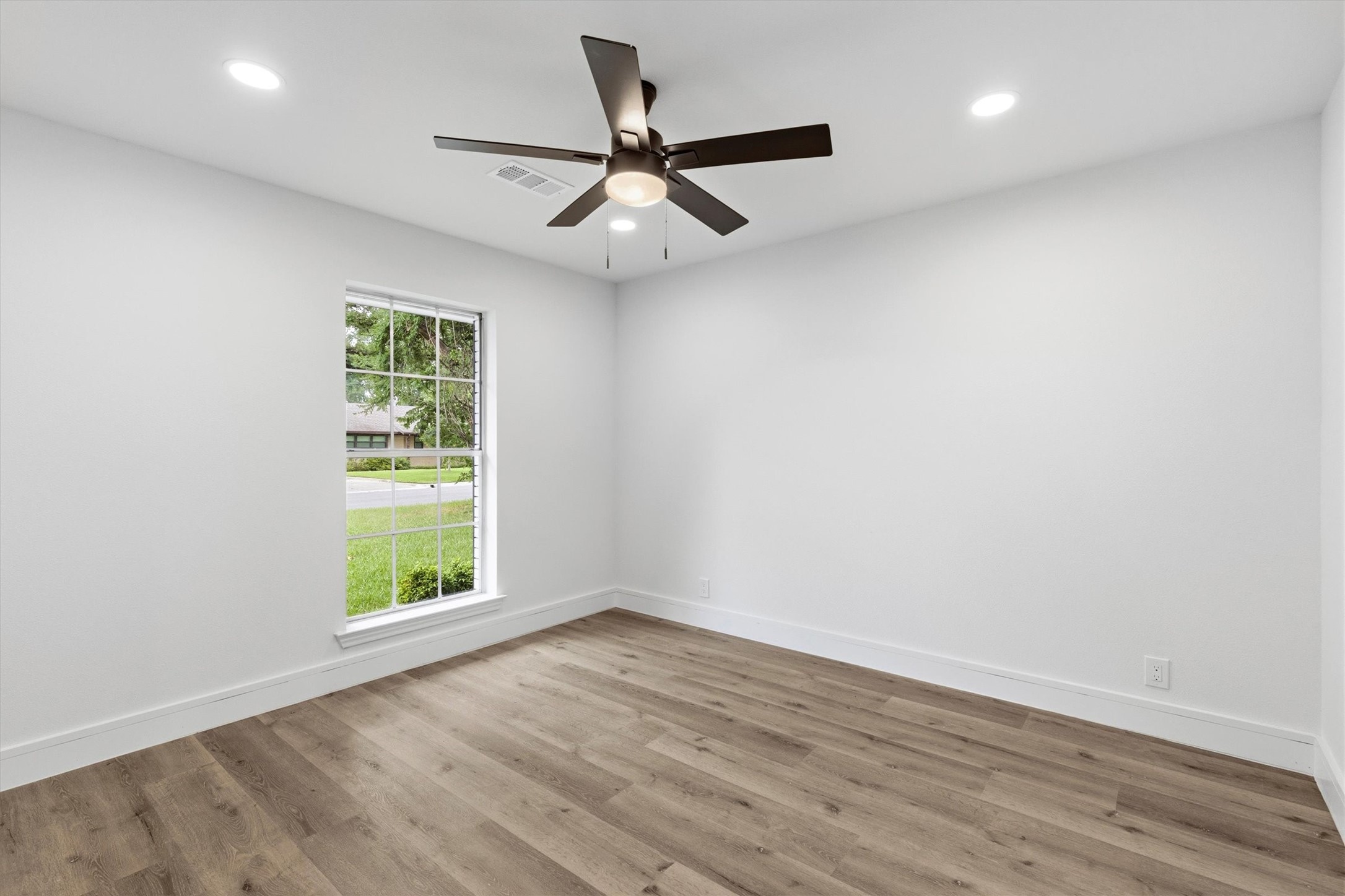 2203 Foxcroft Circle Denton TX 76209
