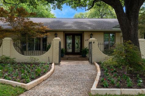 6950 Mossvine Drive Dallas TX 75254