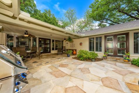 6950 Mossvine Drive Dallas TX 75254