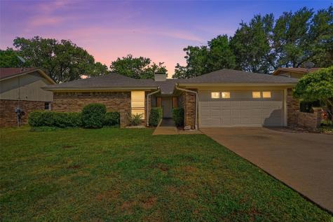 7029 Misty Meadow Drive S Fort Worth TX 76133