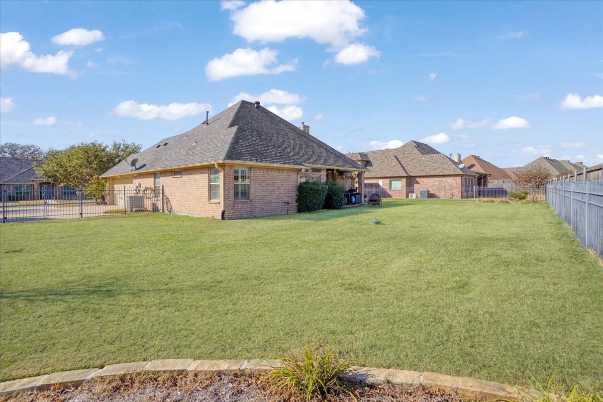 1033 Addison Avenue Pottsboro TX 75076