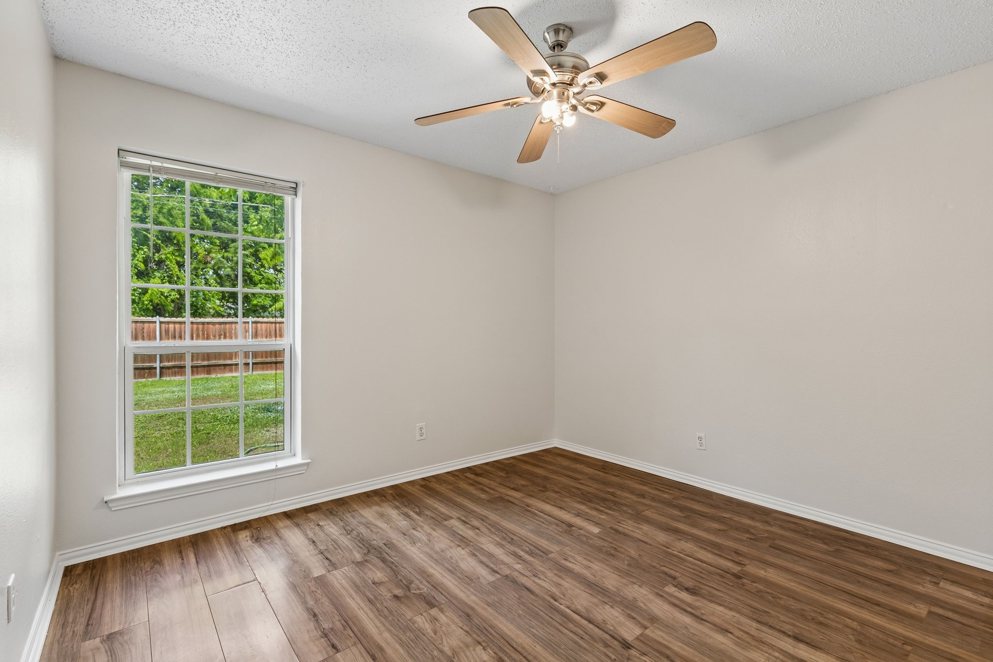 2345 Park Vista Drive Dallas TX 75228