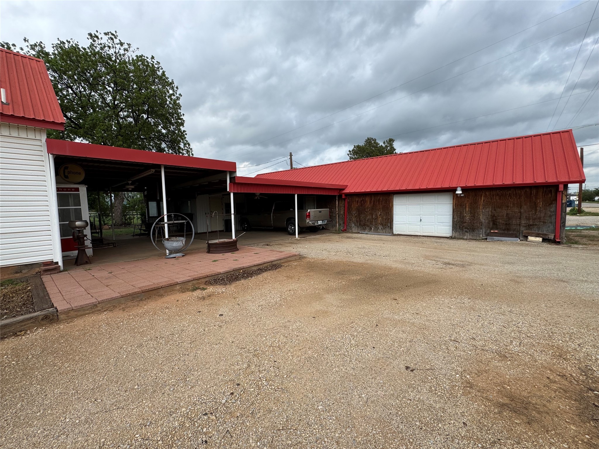 311 S Cedar Street Seymour TX 76380