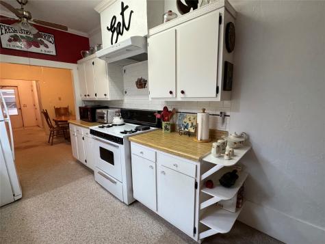 311 S Cedar Street Seymour TX 76380