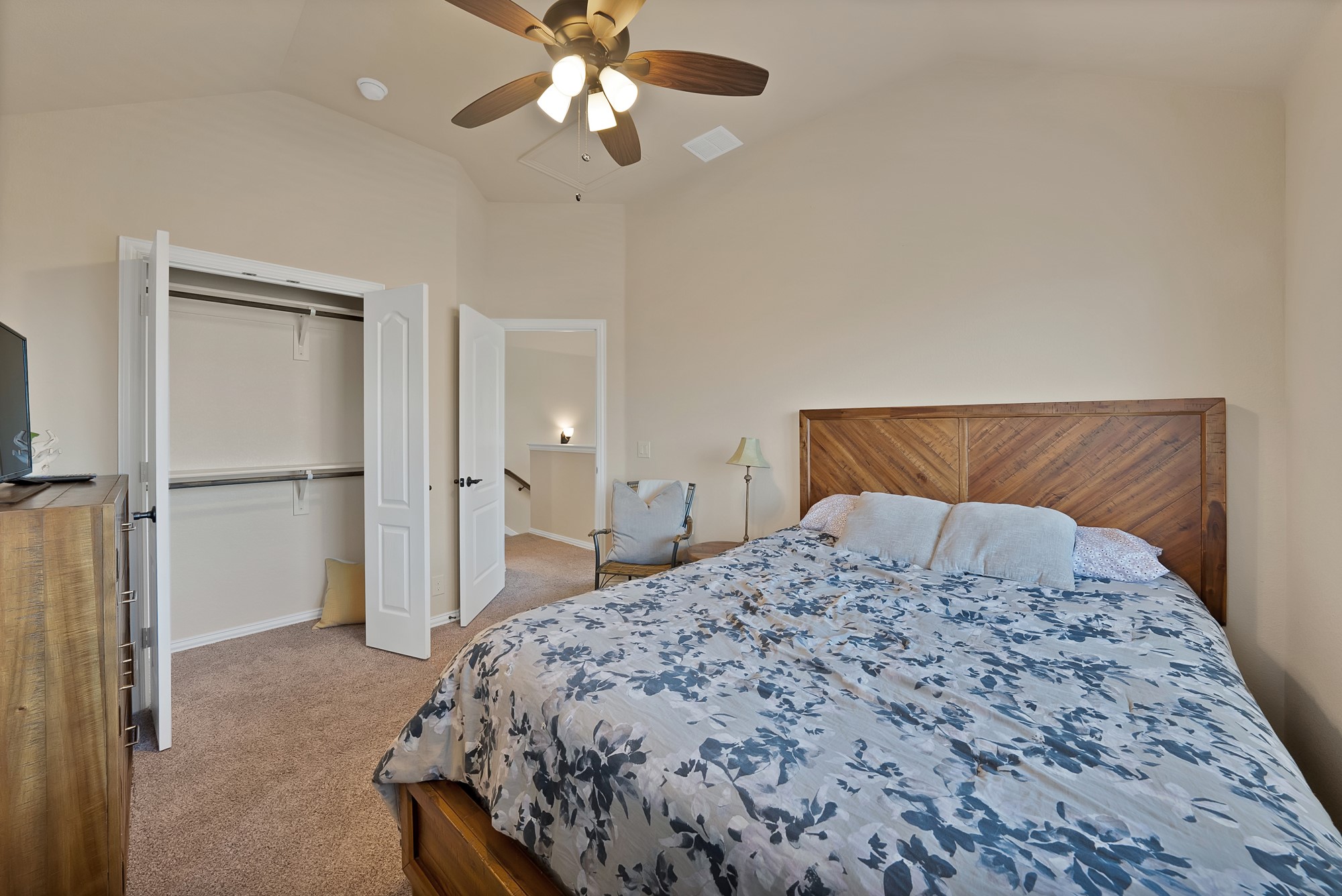 1040 Weeping Oak Drive Burleson TX 76028