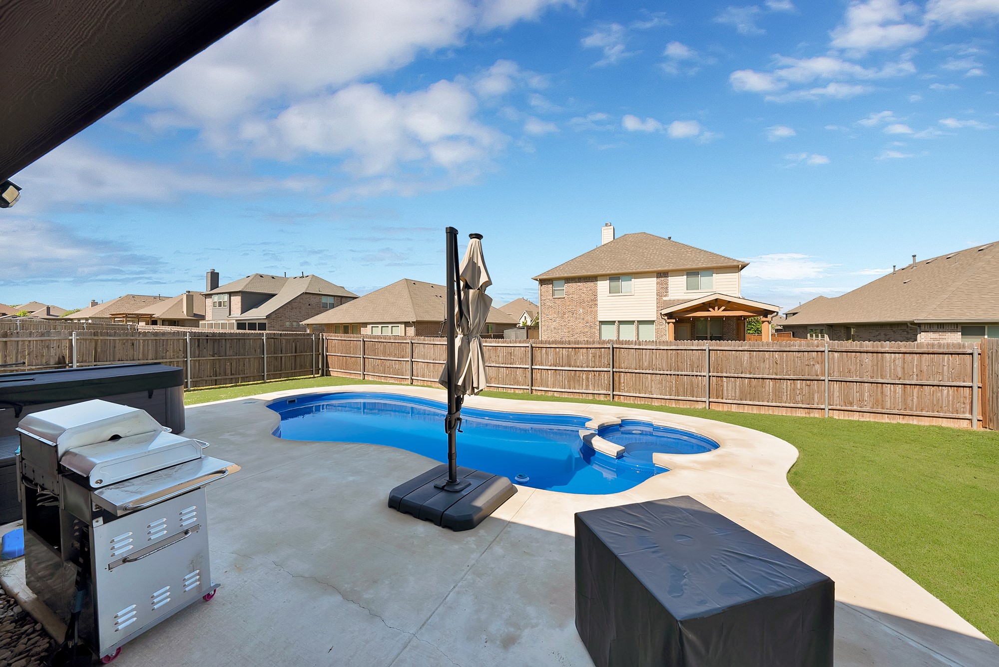 1040 Weeping Oak Drive Burleson TX 76028