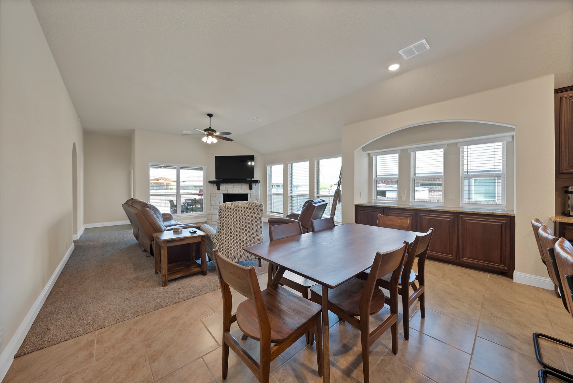 1040 Weeping Oak Drive Burleson TX 76028