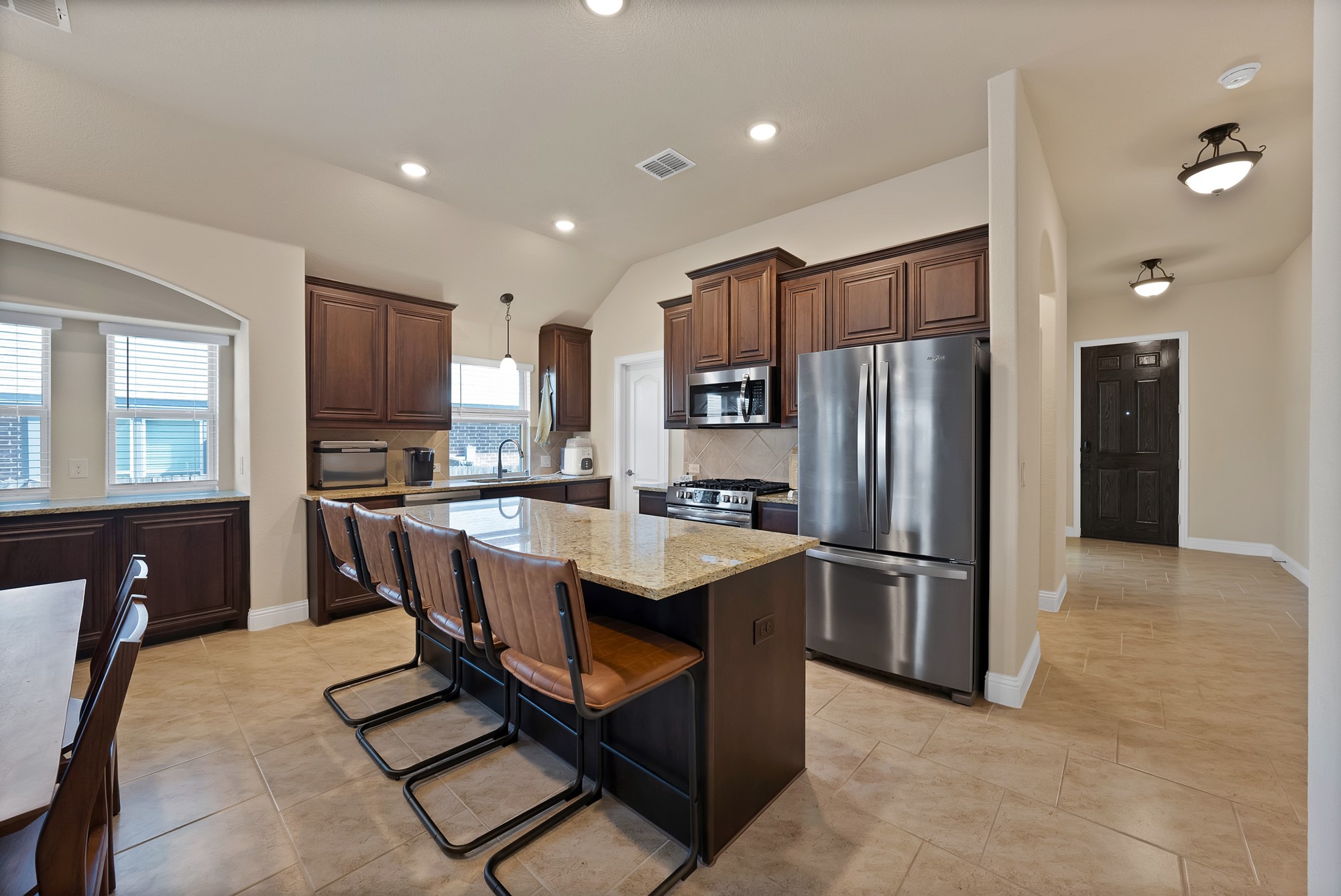 1040 Weeping Oak Drive Burleson TX 76028