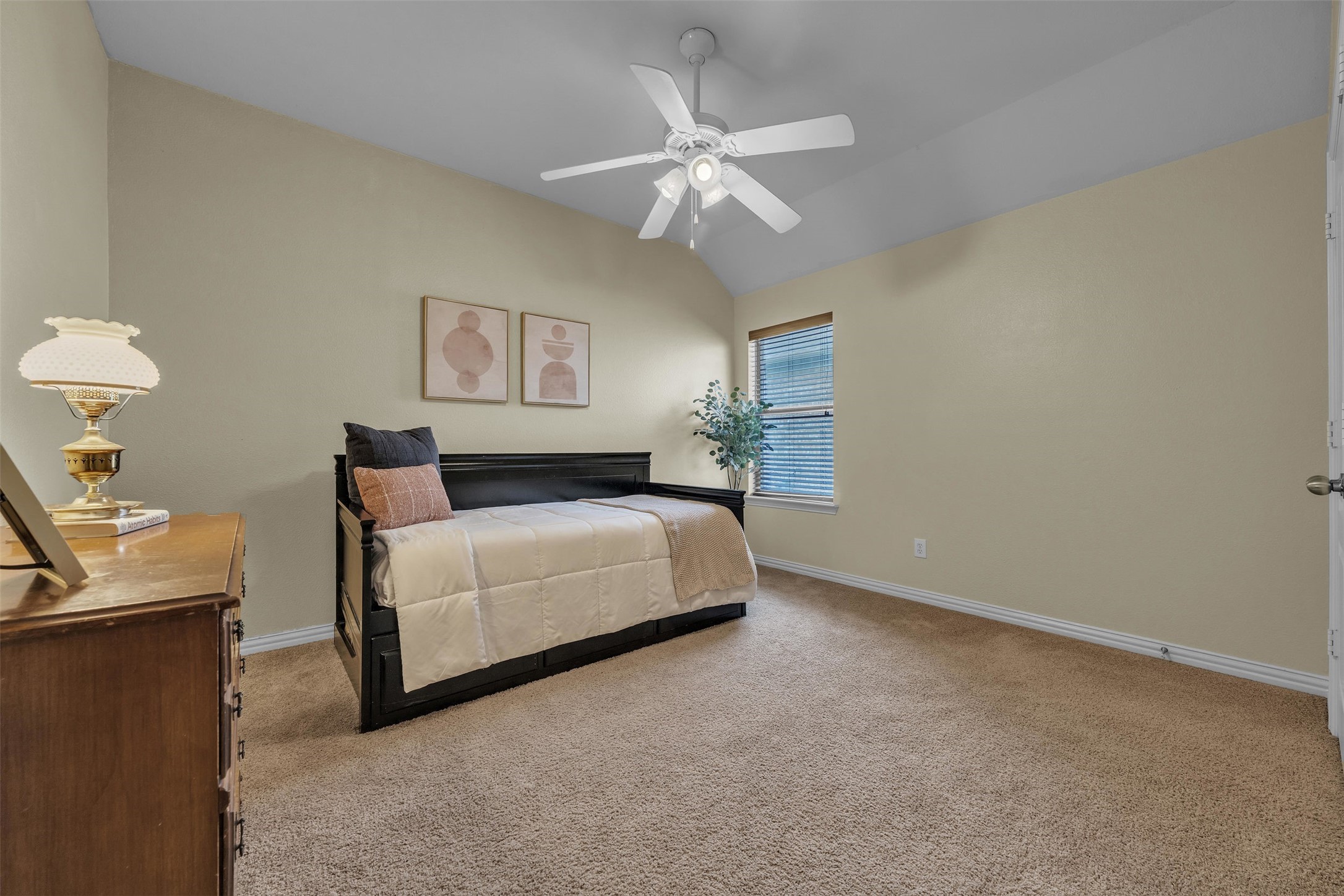 2951 Velero Grand Prairie TX 75054