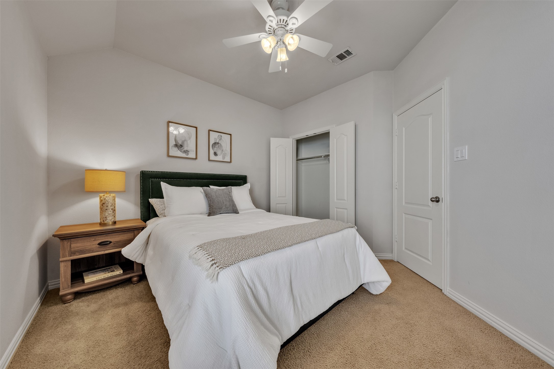 2951 Velero Grand Prairie TX 75054