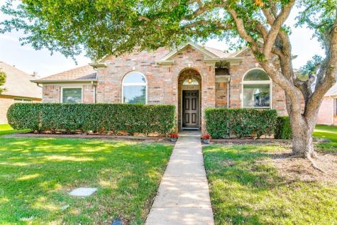 1328 Pelham Lane Lewisville TX 75077