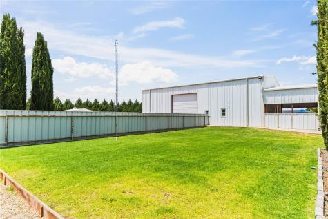 165 County Road 209 Seminole TX 79360