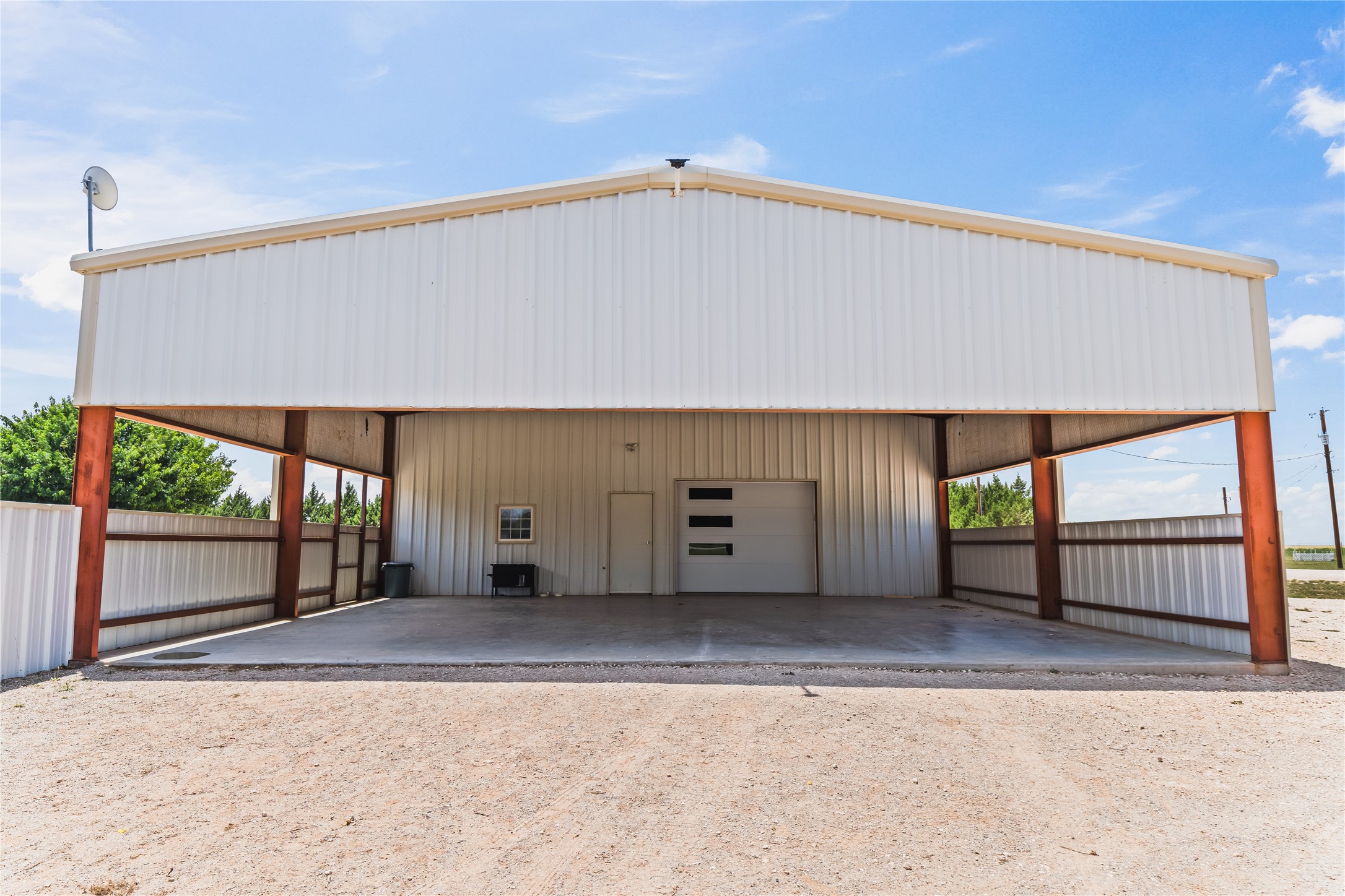 165 County Road 209 Seminole TX 79360