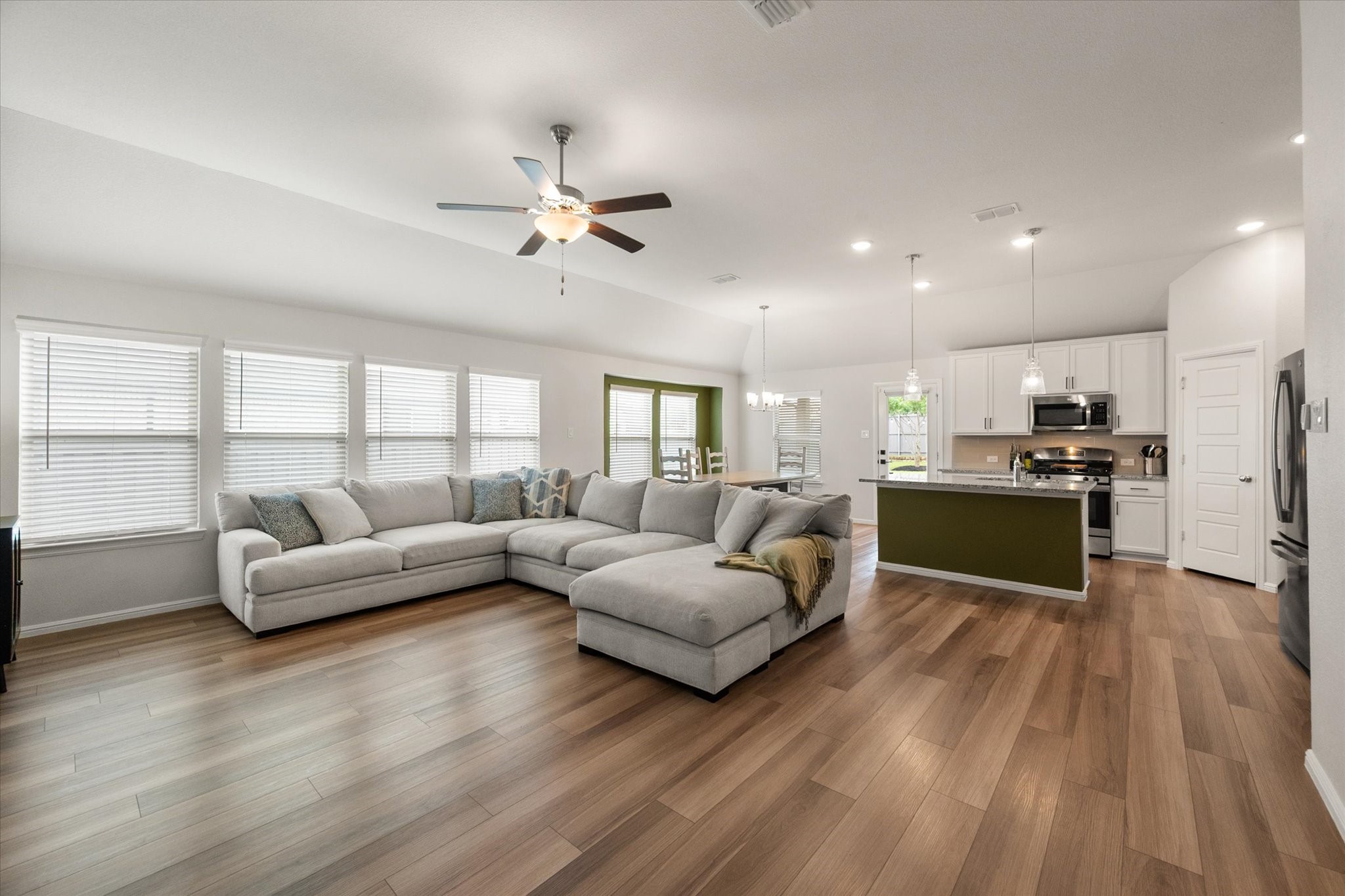 3905 Lombardy Drive Venus TX 76084