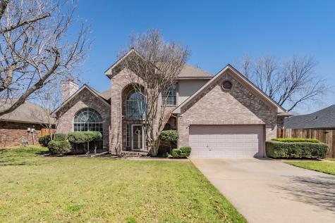 4916 Wolf Creek Trail Flower Mound TX 75028