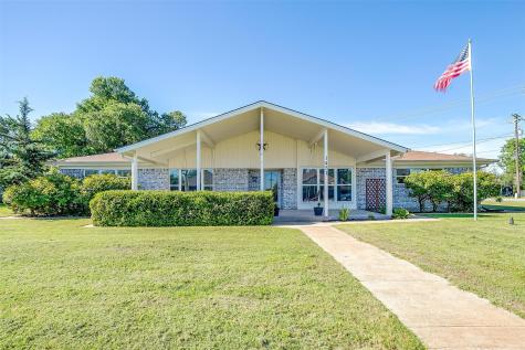 1451 Vine Street Weatherford TX 76086