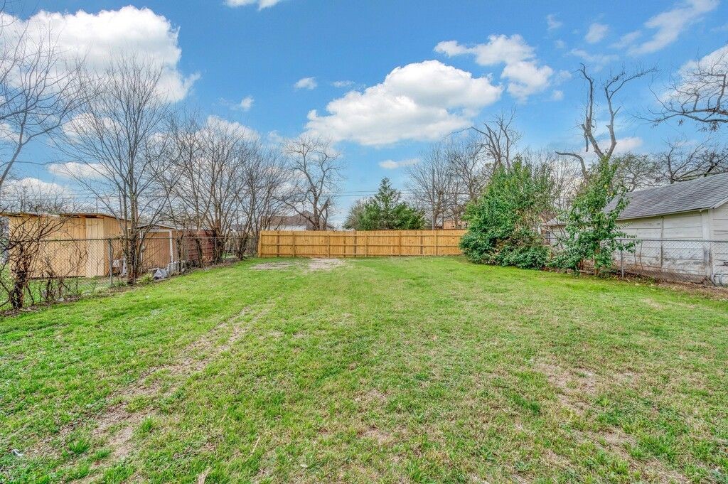 1602 Mitchell Avenue Waco TX 76708