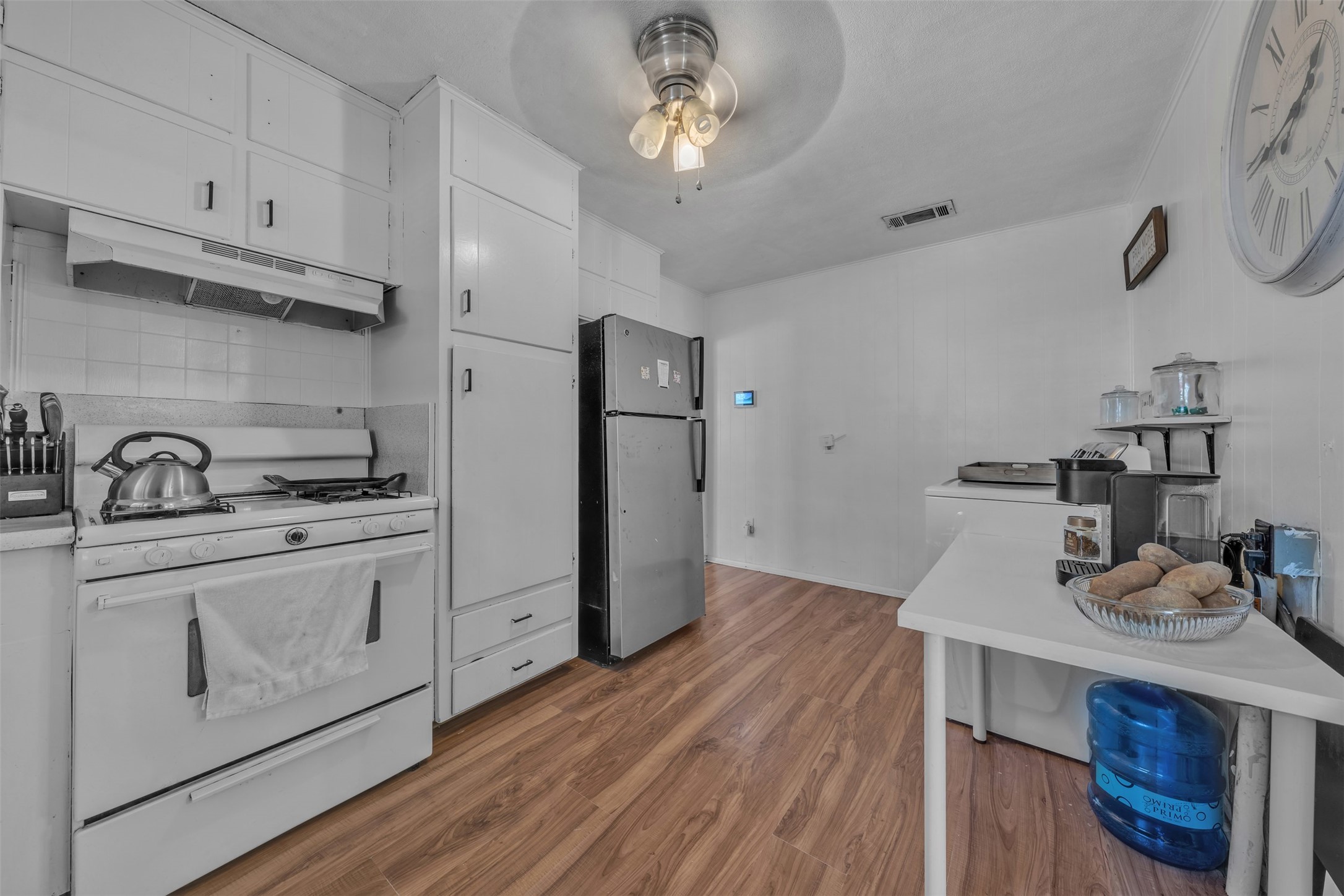 3017 Pueblo Trail Lake Worth TX 76135