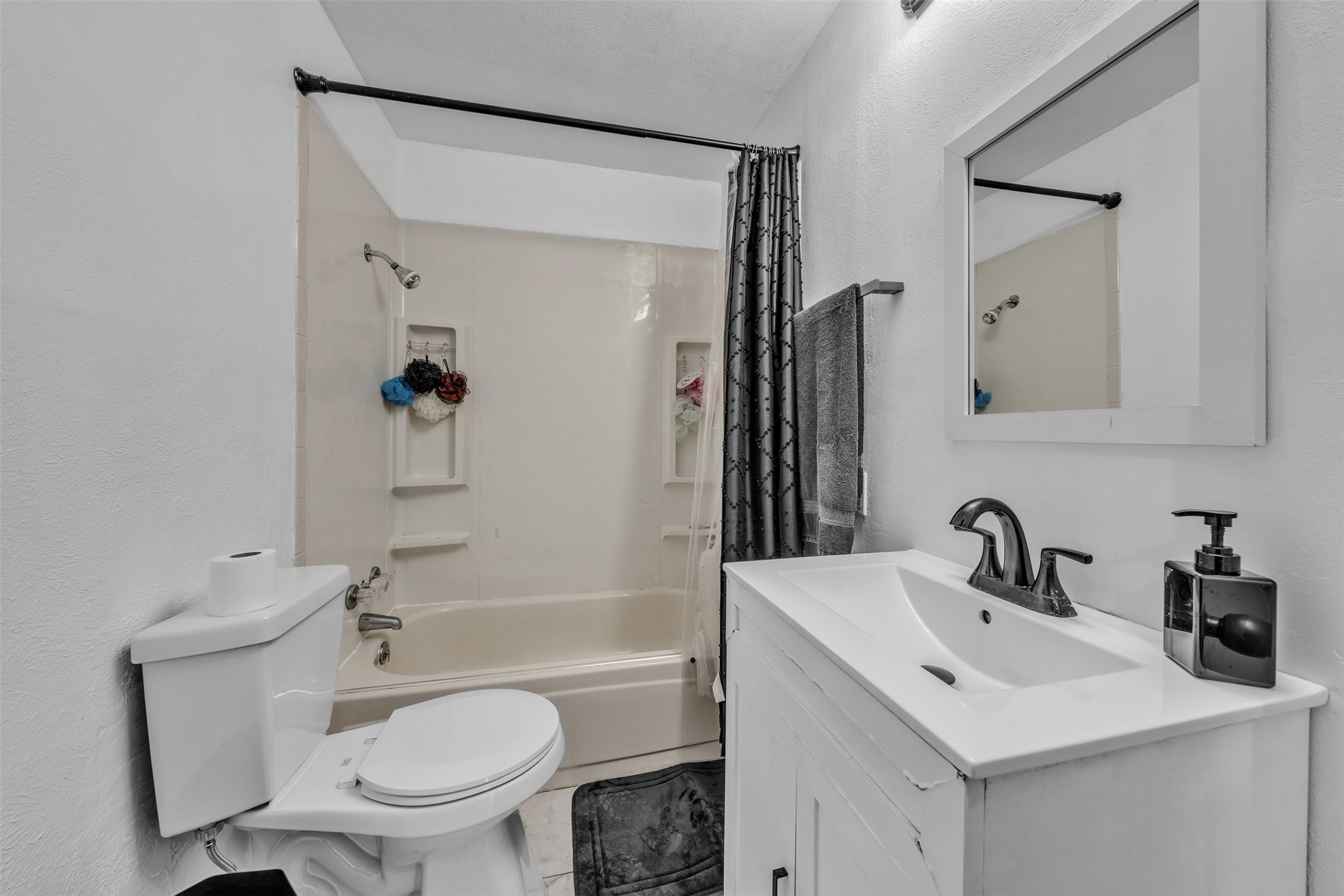 3017 Pueblo Trail Lake Worth TX 76135