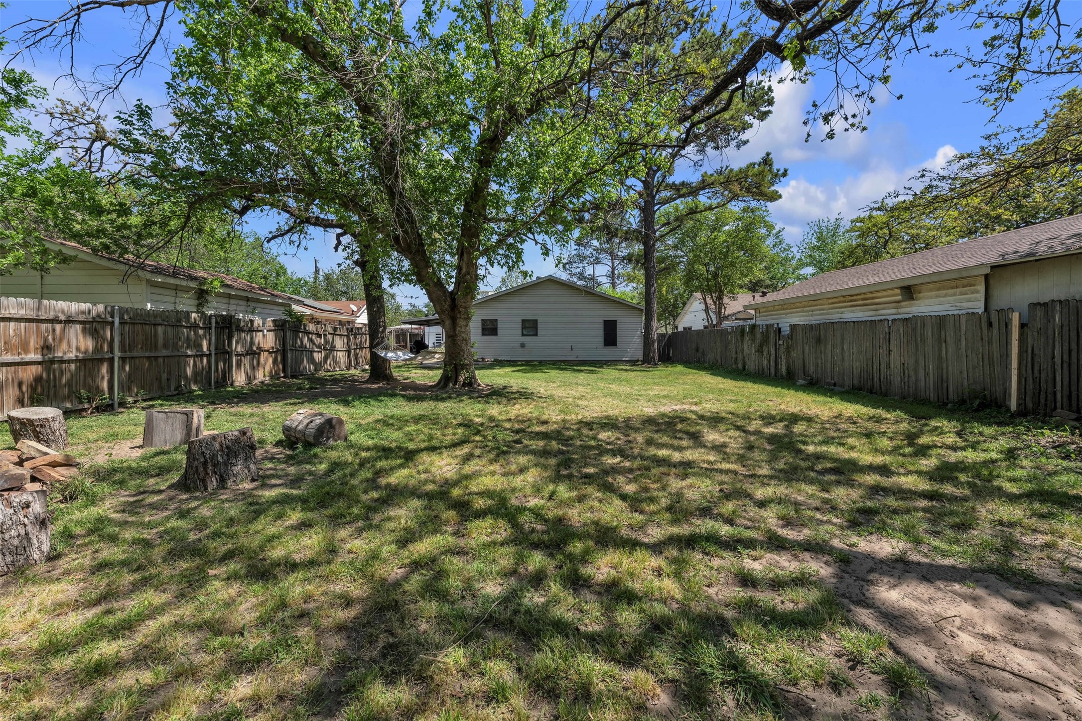 3017 Pueblo Trail Lake Worth TX 76135
