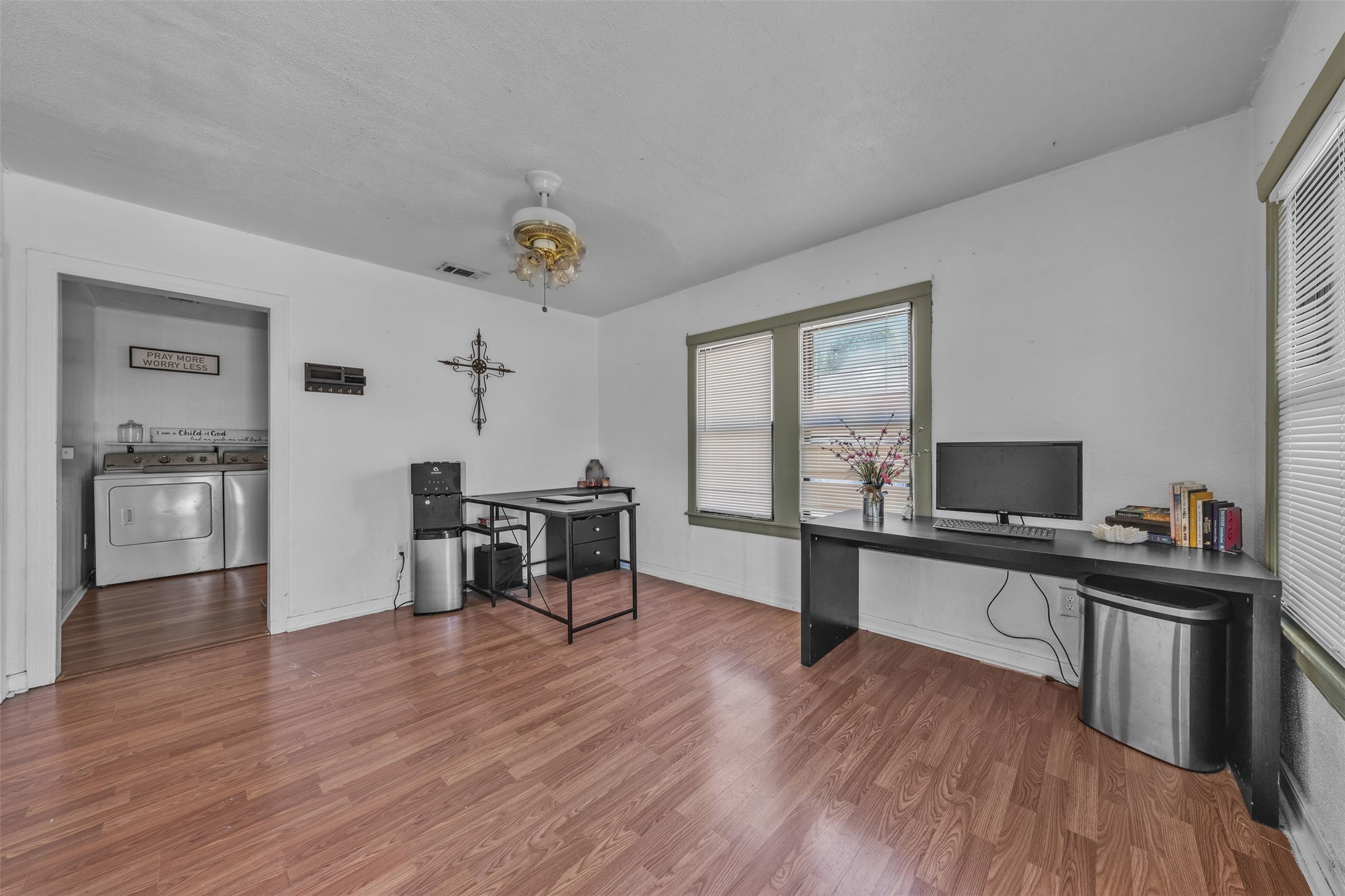 3017 Pueblo Trail Lake Worth TX 76135