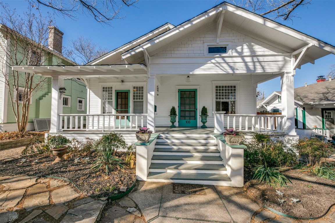 105 N Willomet Avenue Dallas TX 75208