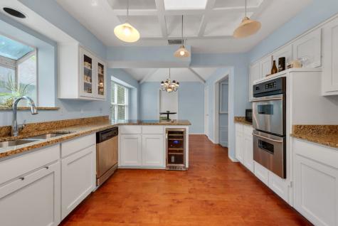 6214 Liberty Hill Dallas TX 75248