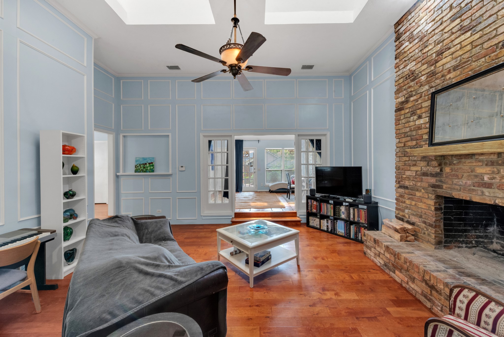 6214 Liberty Hill Dallas TX 75248