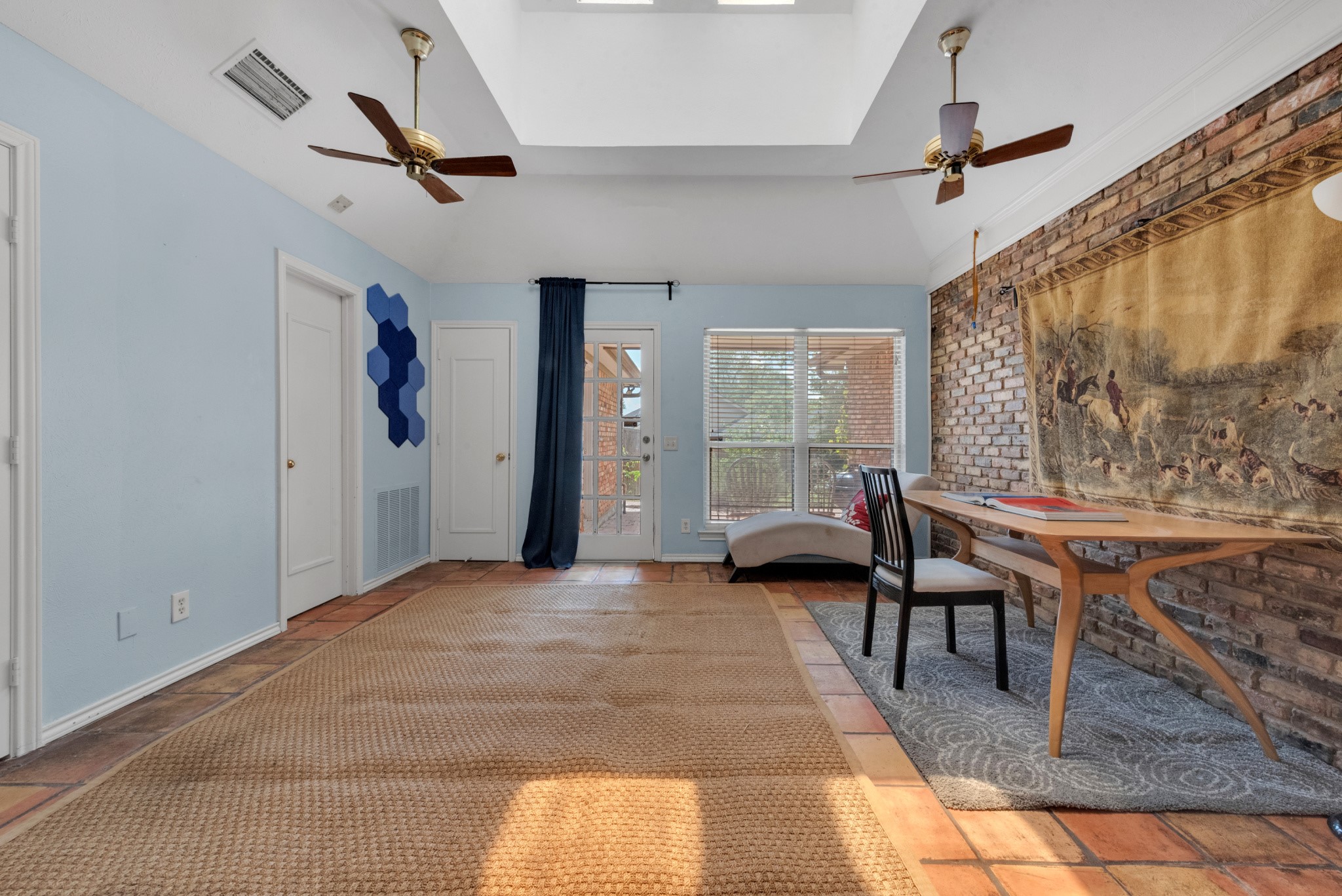 6214 Liberty Hill Dallas TX 75248