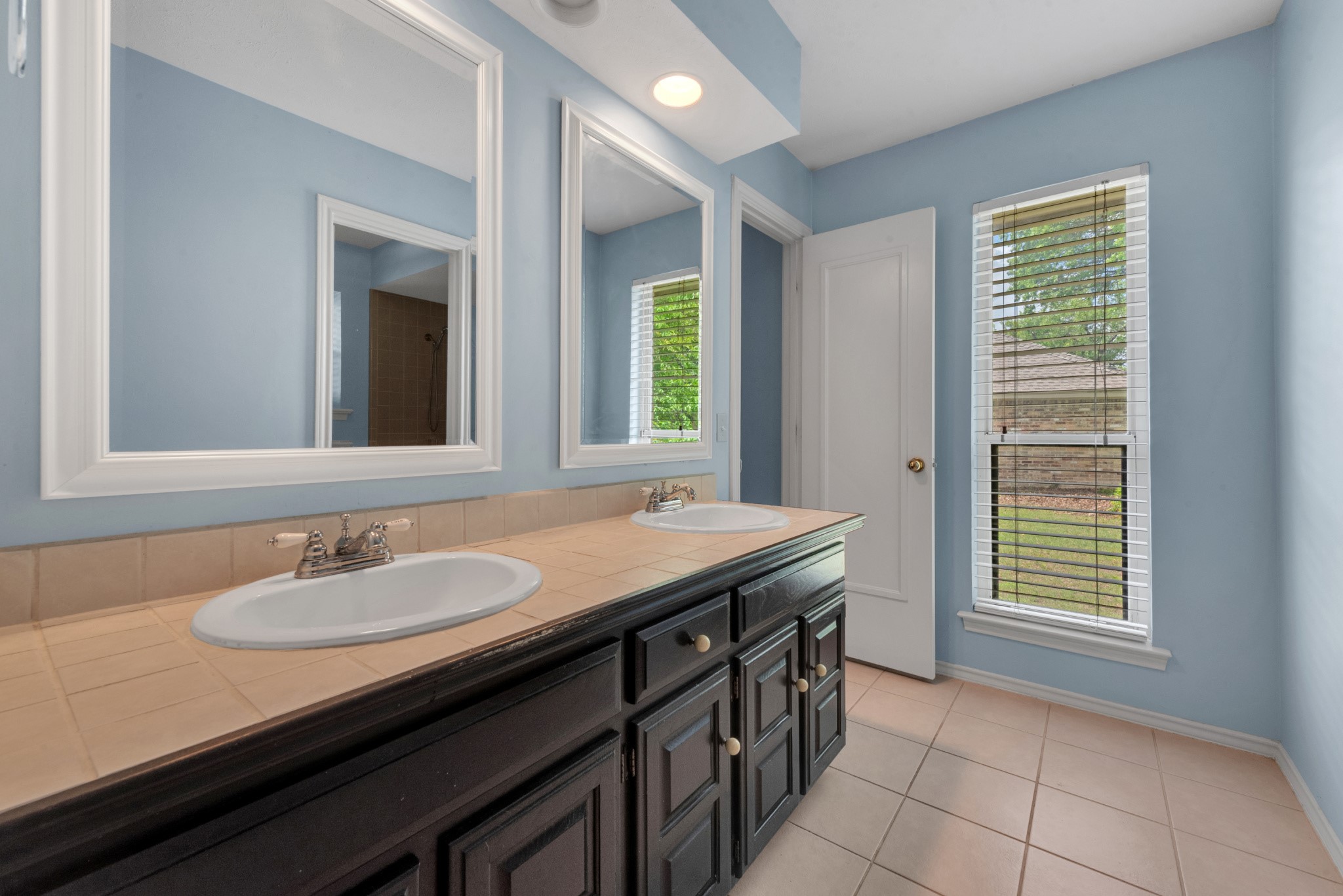 6214 Liberty Hill Dallas TX 75248