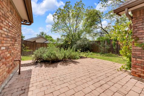 6214 Liberty Hill Dallas TX 75248