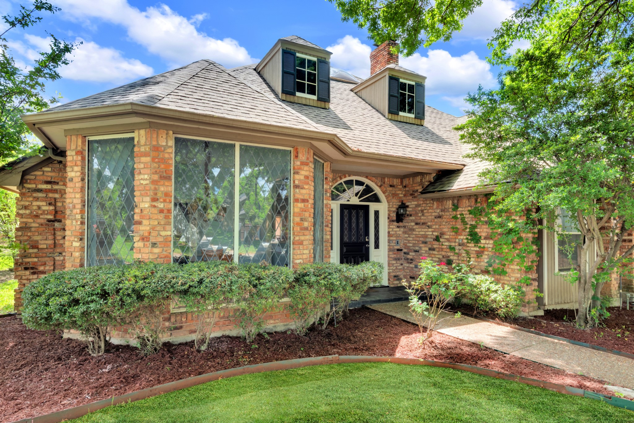 6214 Liberty Hill Dallas TX 75248