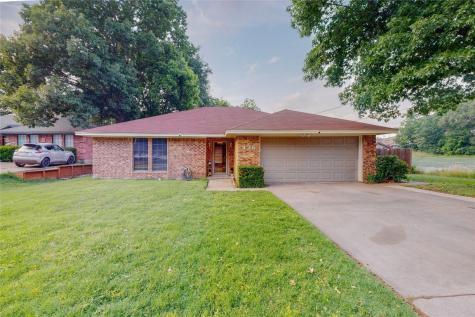 426 Oakview Drive Grand Prairie TX 75050