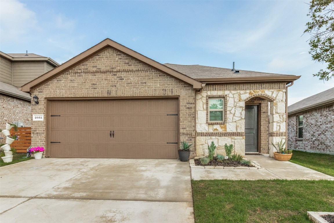 2031 Ocelot Street Crandall TX 75114