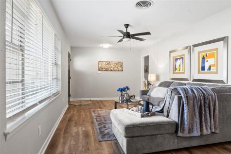 4017 Welch Avenue Fort Worth TX 76133