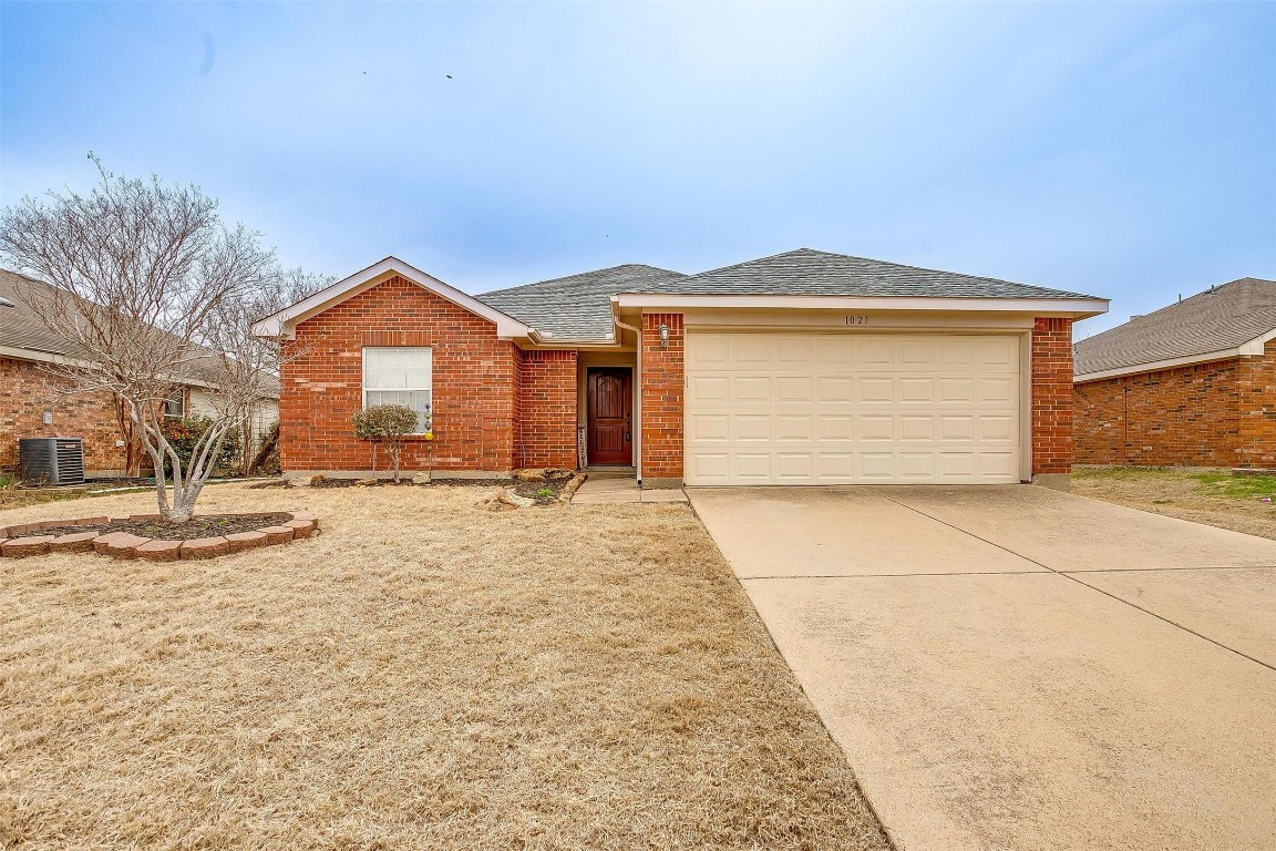1021 Ridge Top Drive Burleson TX 76028