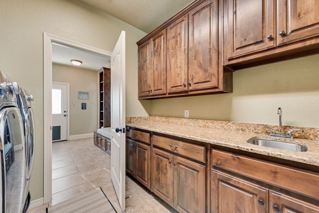 3521 Wimbledon Way Midlothian TX 76065