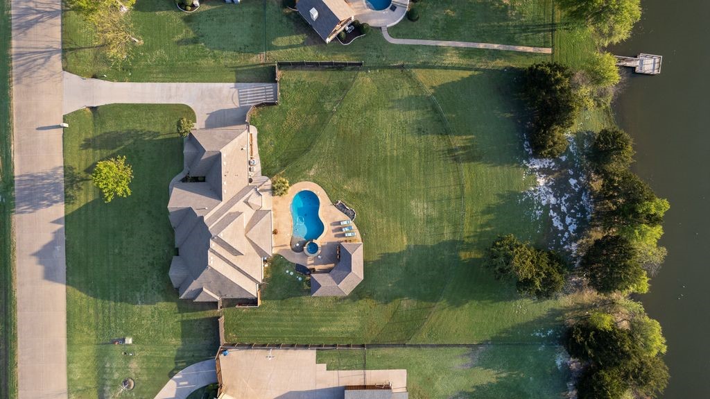 3521 Wimbledon Way Midlothian TX 76065