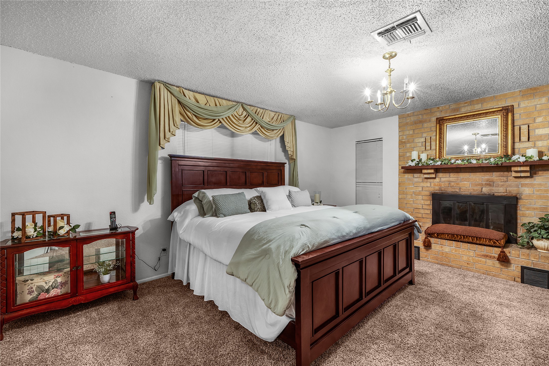 748 Rocky Ridge Lane Weatherford TX 76085