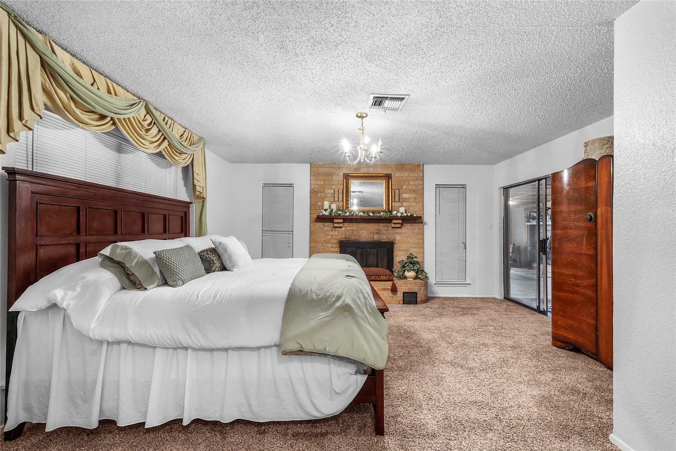 748 Rocky Ridge Lane Weatherford TX 76085