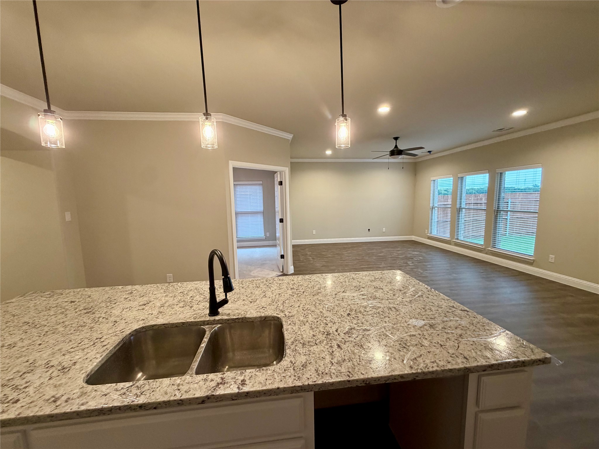 1045 Nighthawk Trail Alvarado TX 76009