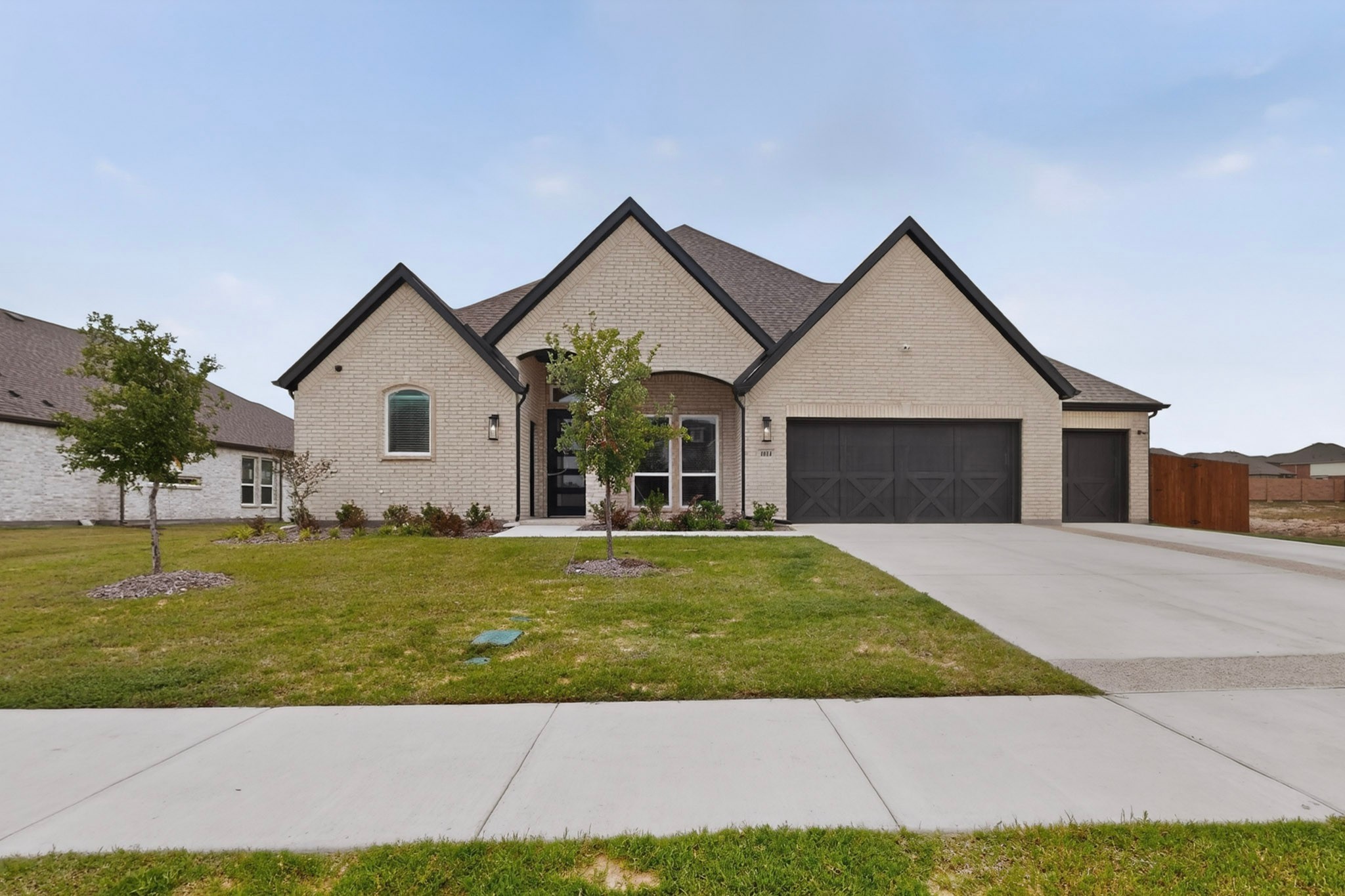 1814 Briarwood W Midlothian TX 76065