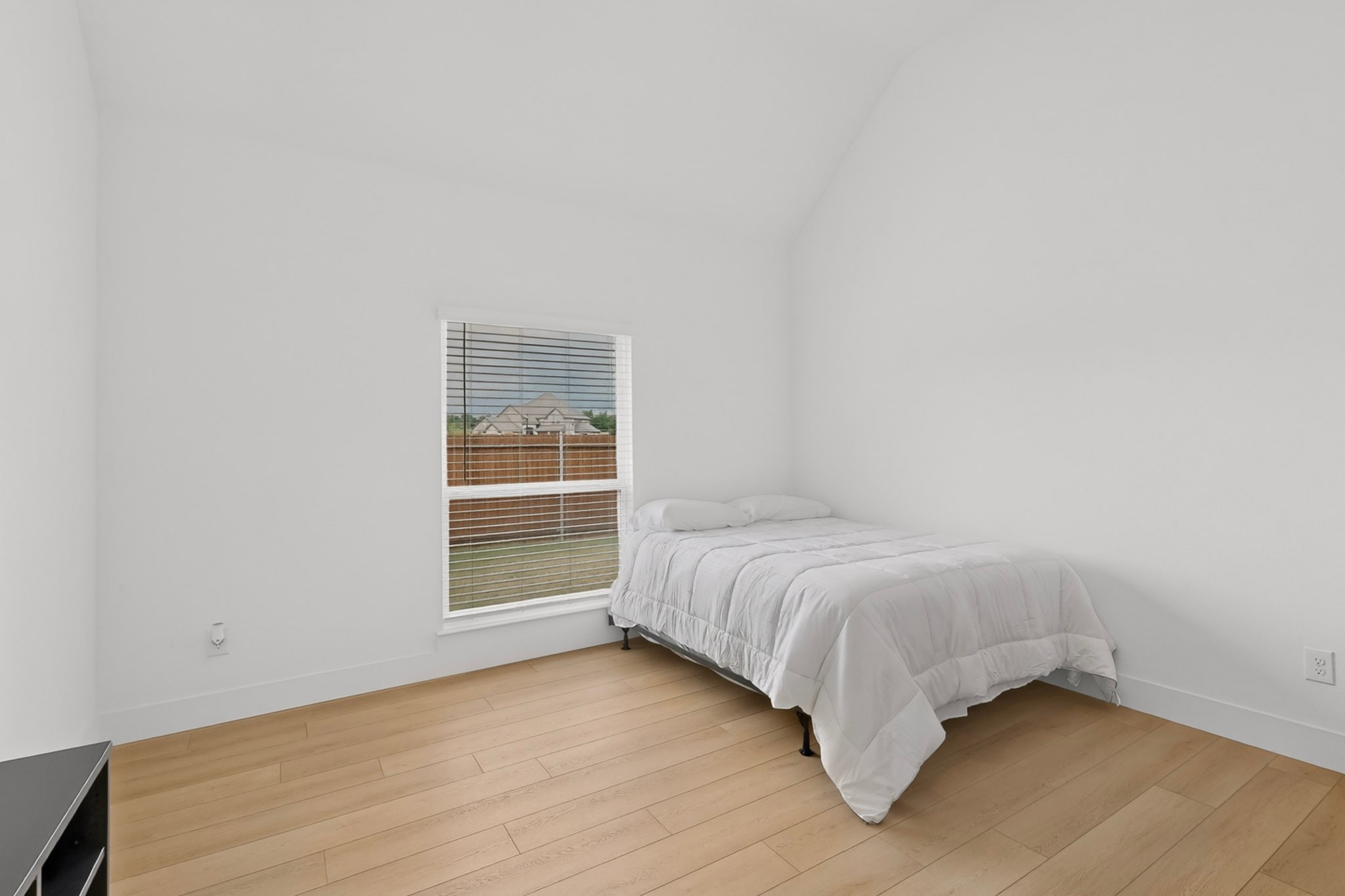 1814 Briarwood W Midlothian TX 76065
