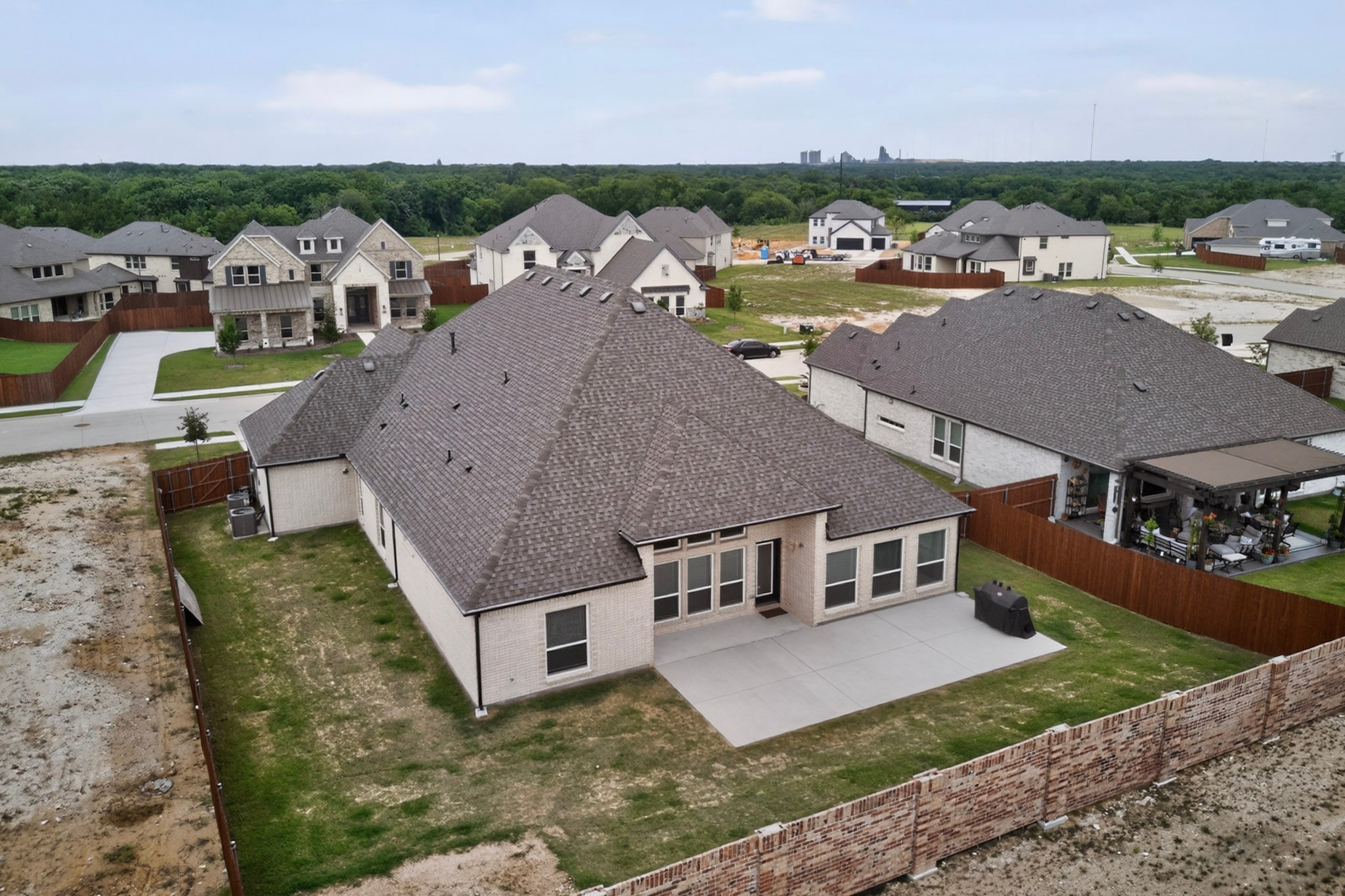 1814 Briarwood W Midlothian TX 76065