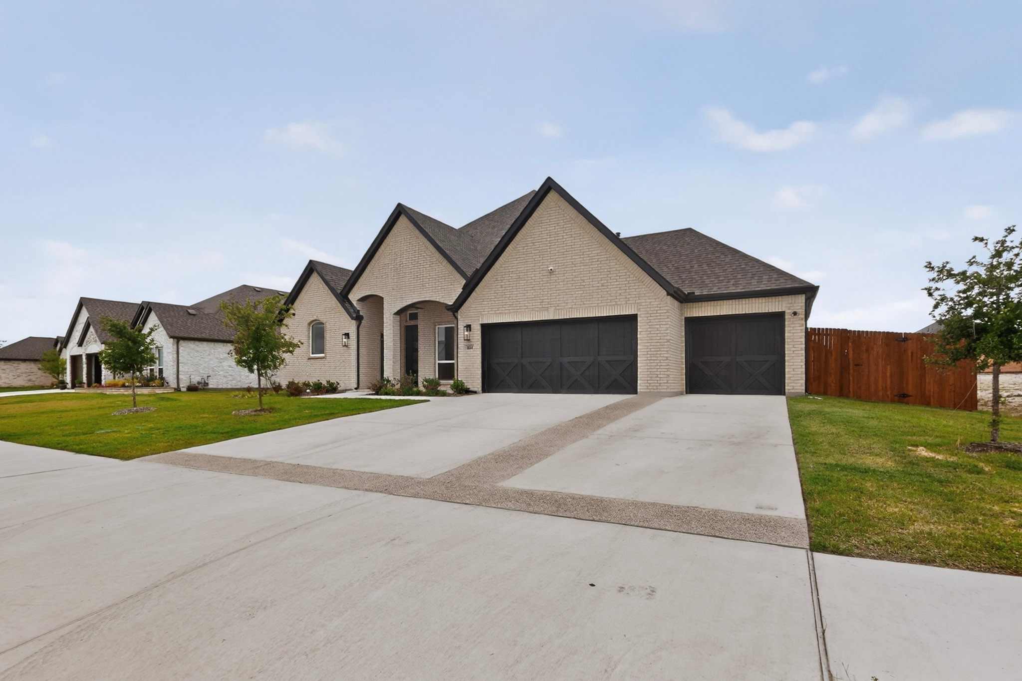 1814 Briarwood W Midlothian TX 76065